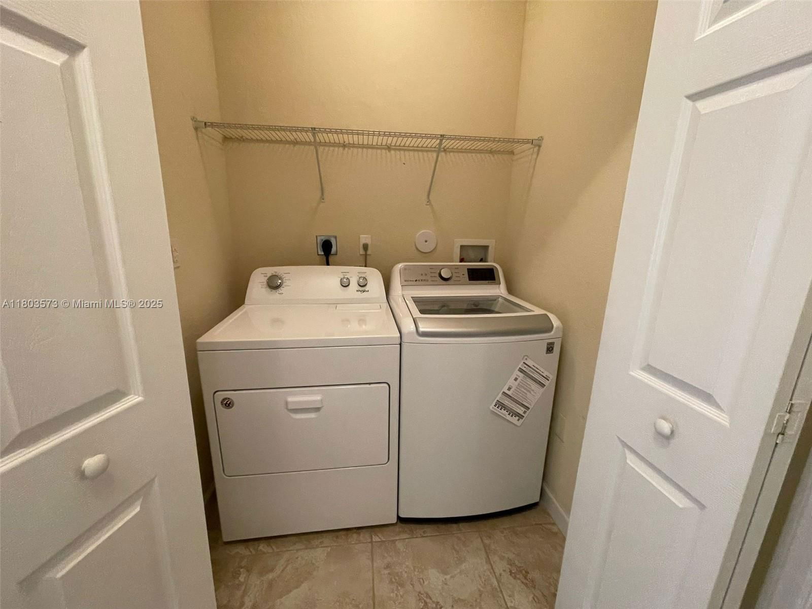 Real estate property located at 2401 4th St, Miami-dade, Atlantis At Oasis, Homestead, FL