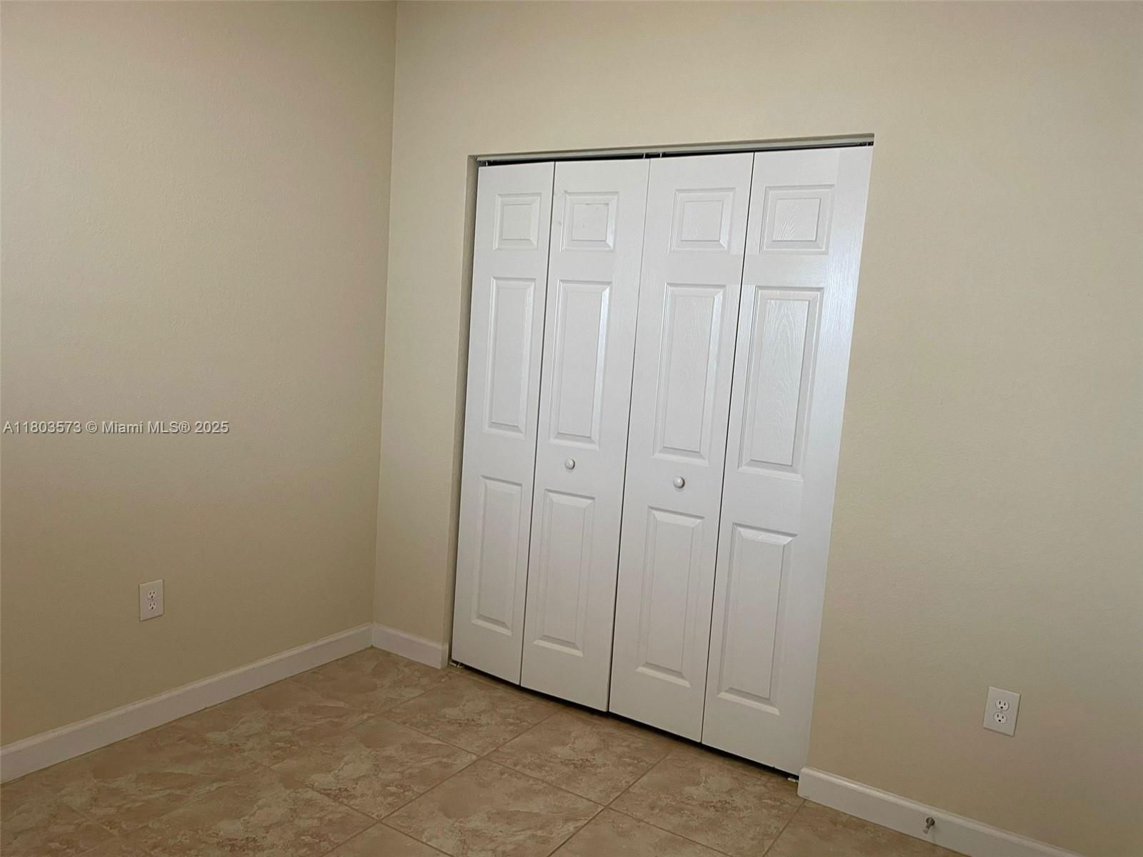 Real estate property located at 2401 4th St, Miami-dade, Atlantis At Oasis, Homestead, FL