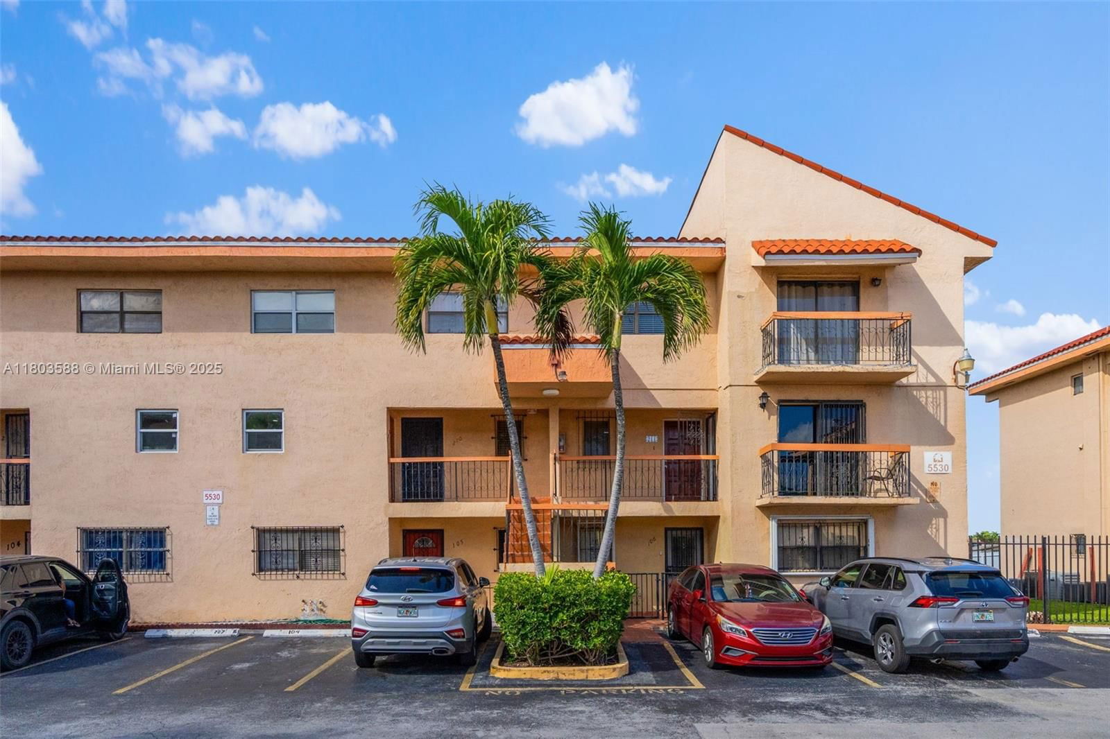 Real estate property located at 5530 26th Ct #209, Miami-dade, Vista Alegre Townhomes Co, Hialeah, FL