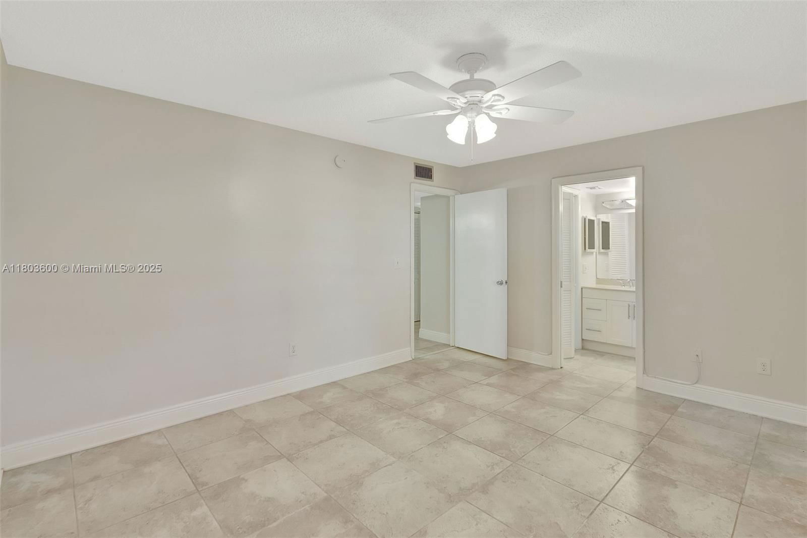 Real estate property located at 7915 86th St #705, Miami-dade, Kings Creek West Condo Bl, Miami, FL