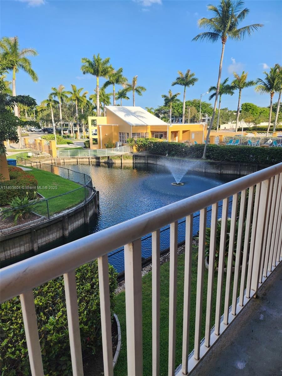 Real estate property located at 1450 3rd Ave #208, Broward, Sheridan East Condo Bldg, Dania Beach, FL