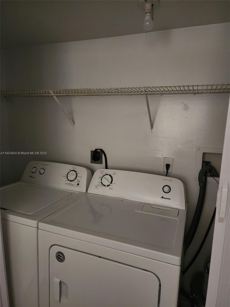 Real estate property located at 1450 3rd Ave #208, Broward, Sheridan East Condo Bldg, Dania Beach, FL