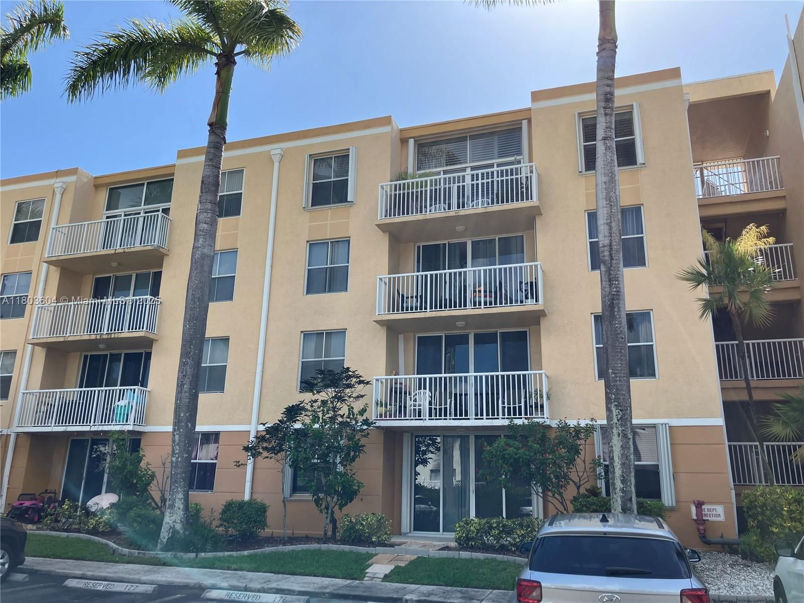 Real estate property located at 1450 3rd Ave #208, Broward, Sheridan East Condo Bldg, Dania Beach, FL