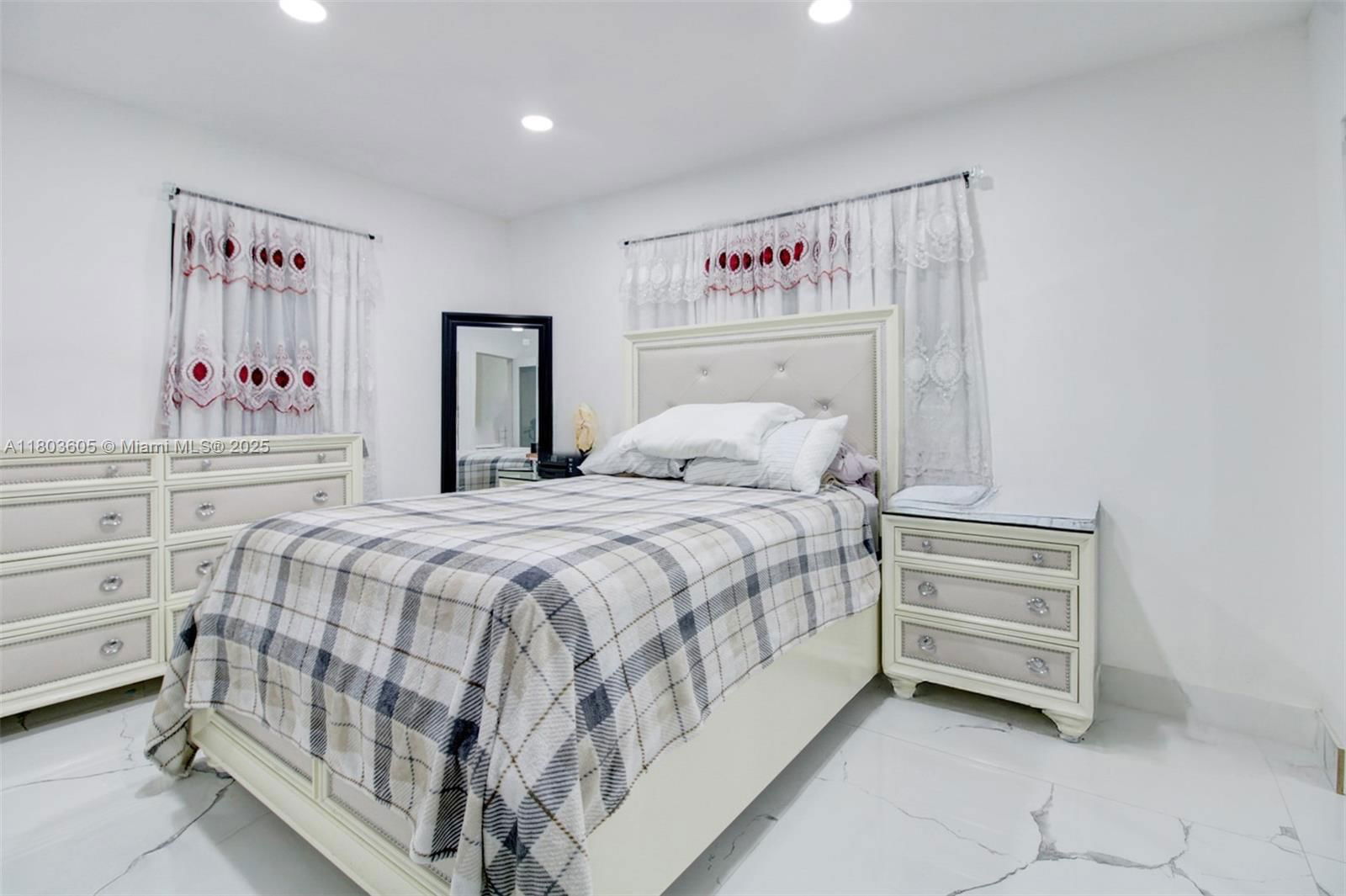 Real estate property located at 7917 Kismet St, Broward, Miramar Sec 11, Miramar, FL