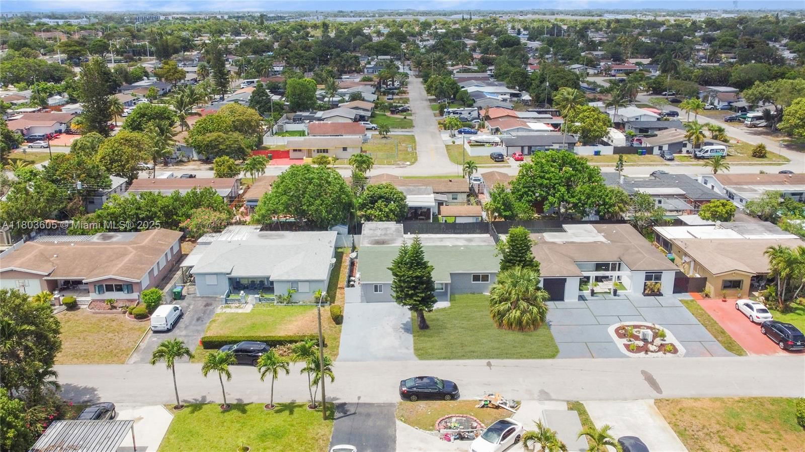 Real estate property located at 7917 Kismet St, Broward, Miramar Sec 11, Miramar, FL