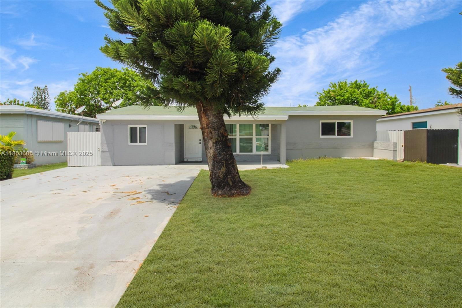 Real estate property located at 7917 Kismet St, Broward, Miramar Sec 11, Miramar, FL