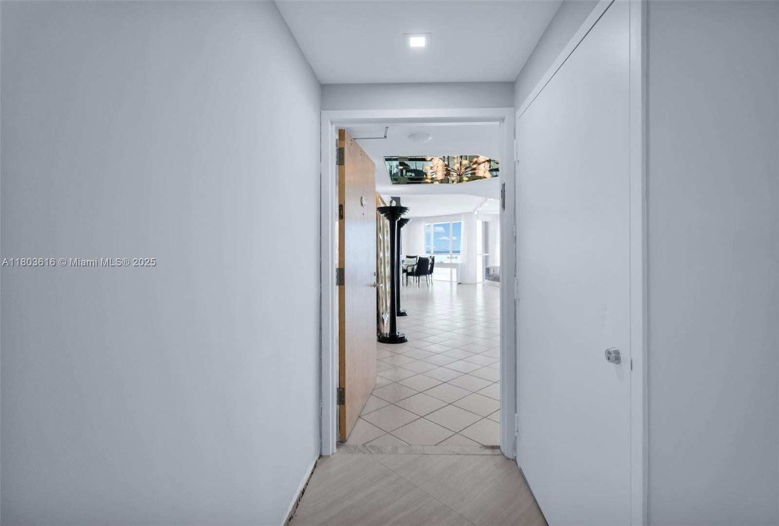 Real estate property located at 16485 Collins Ave #1236- Corner unit -OCEAN, Miami-dade, Oceania Iii Condo, Sunny Isles Beach, FL