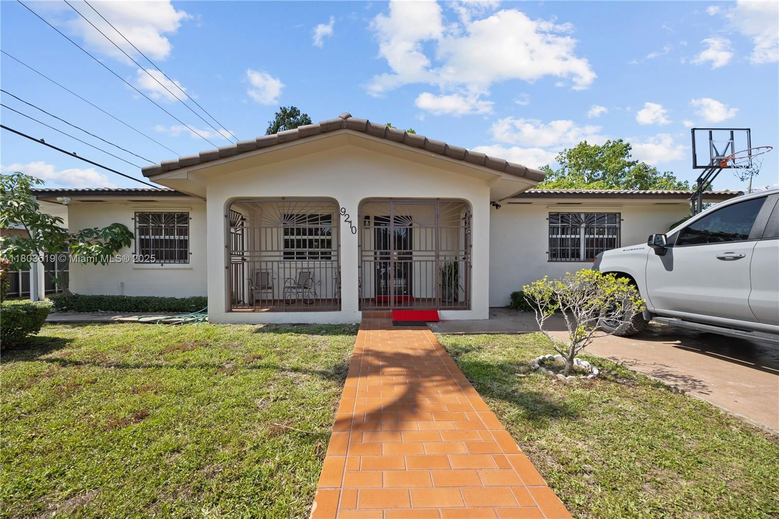 Real estate property located at 9210 41st St, Miami-dade, Ascot Park, Miami, FL