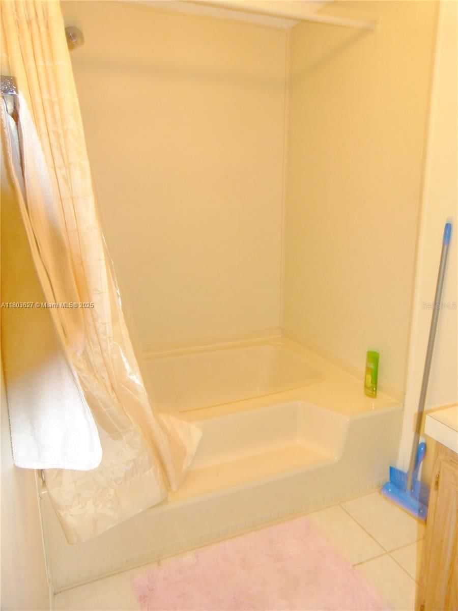 Real estate property located at 1601 US Highway 441 #135, Okeechobee, Oasis Village, Okeechobee, FL