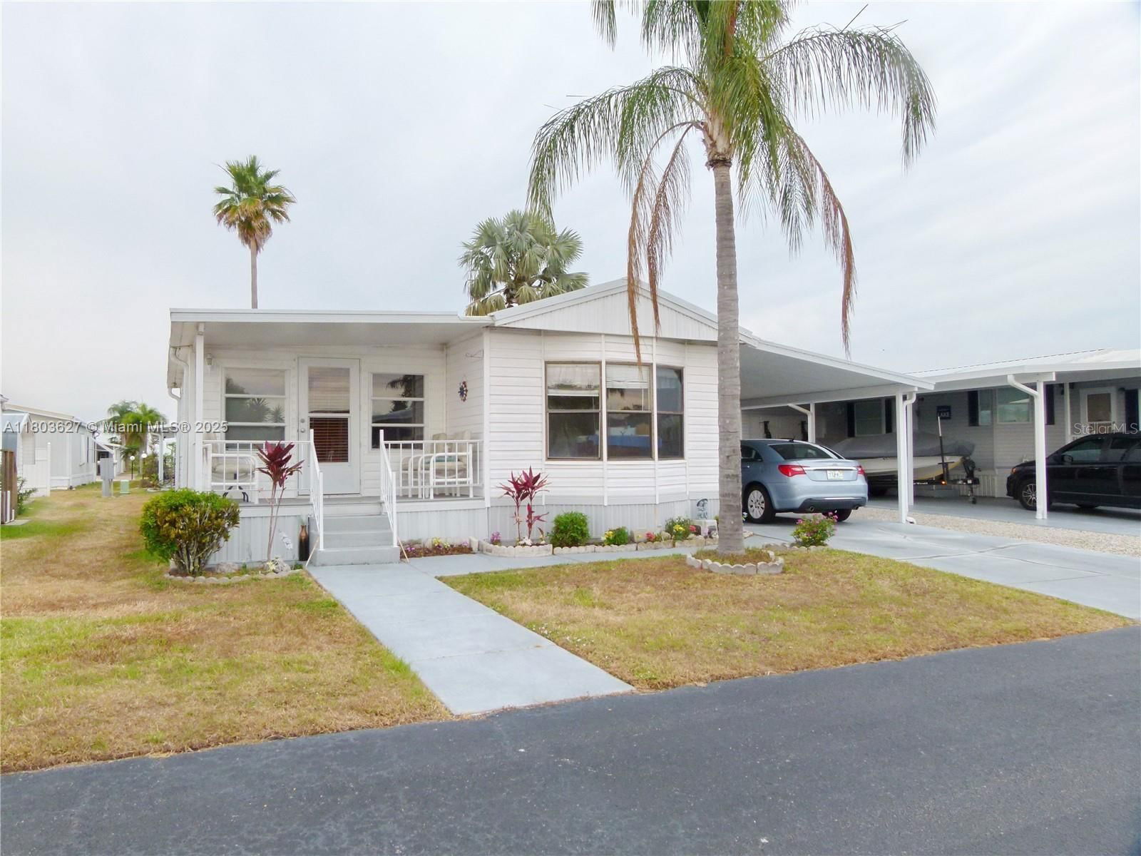 Real estate property located at 1601 US Highway 441 #135, Okeechobee, Oasis Village, Okeechobee, FL