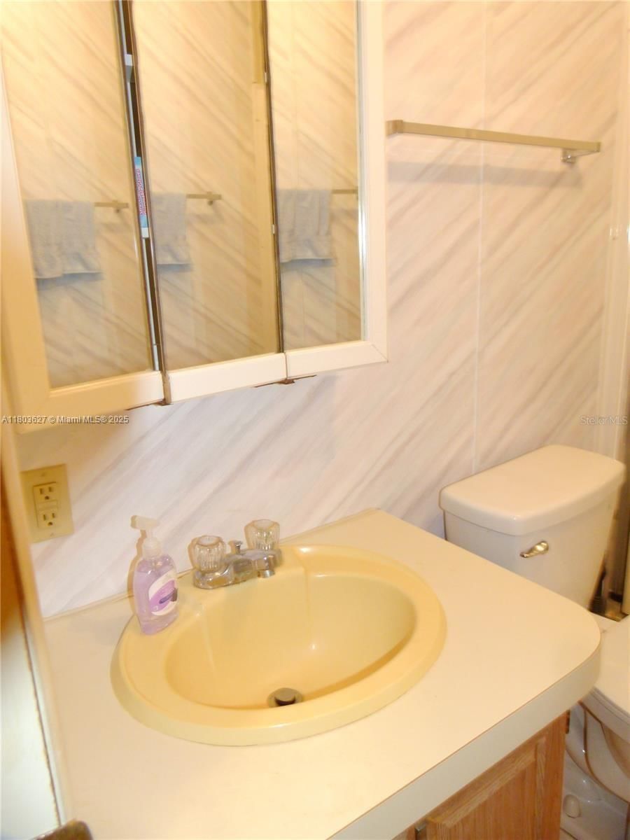 Real estate property located at 1601 US Highway 441 #135, Okeechobee, Oasis Village, Okeechobee, FL