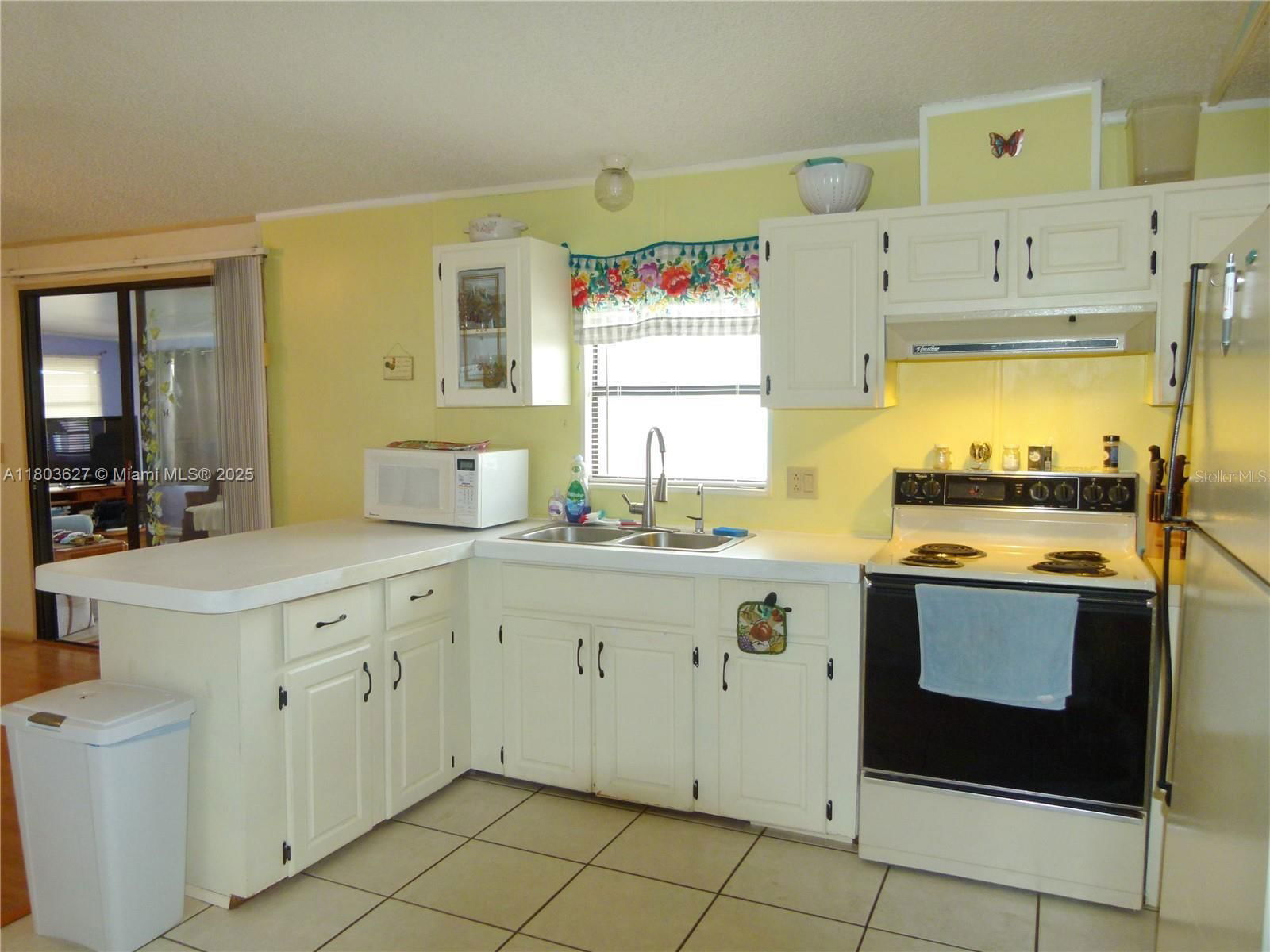 Real estate property located at 1601 US Highway 441 #135, Okeechobee, Oasis Village, Okeechobee, FL