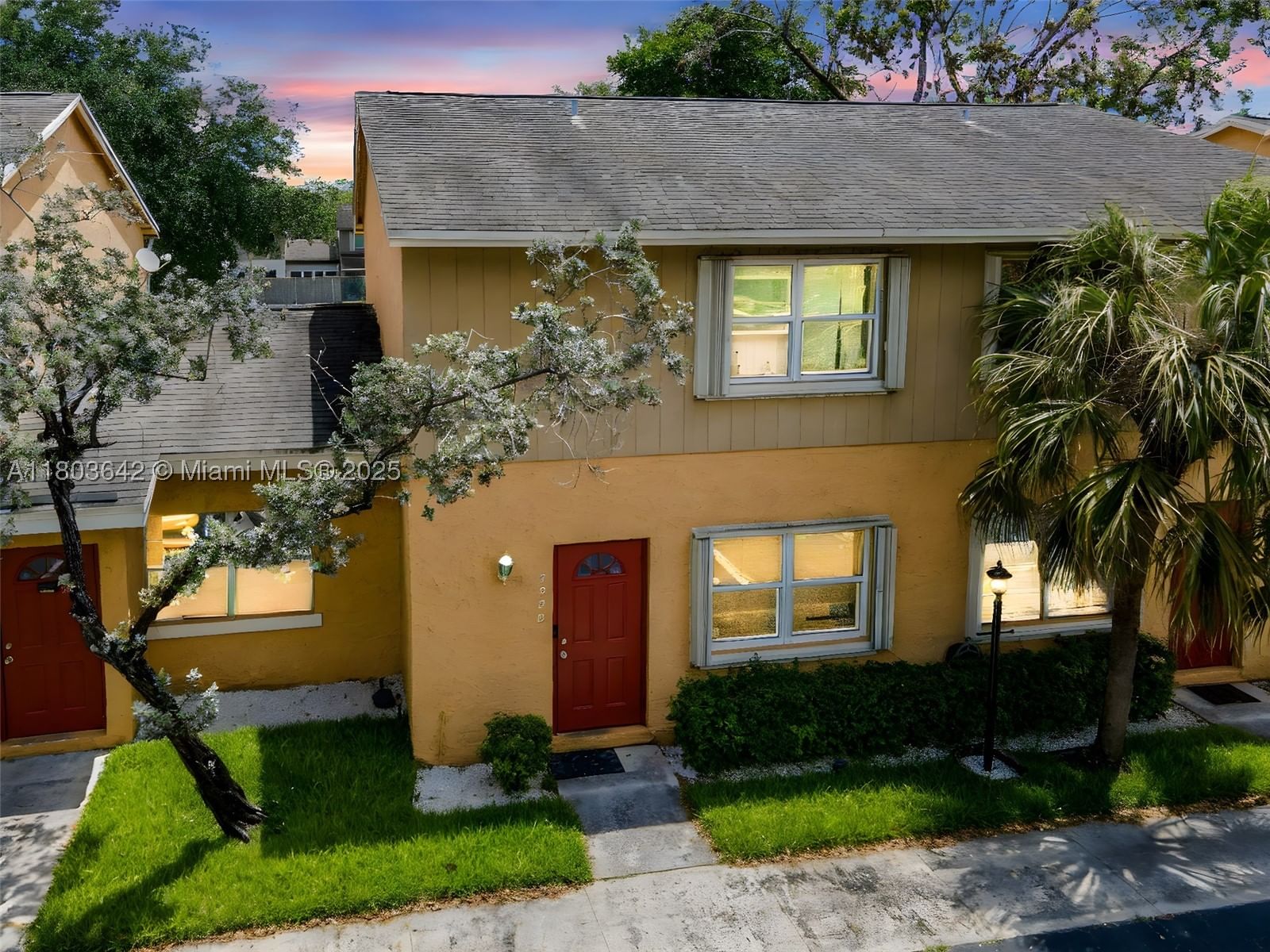 Real estate property located at 7329 Sunrise Blvd #7329, Broward, Apple Creek, Plantation, FL