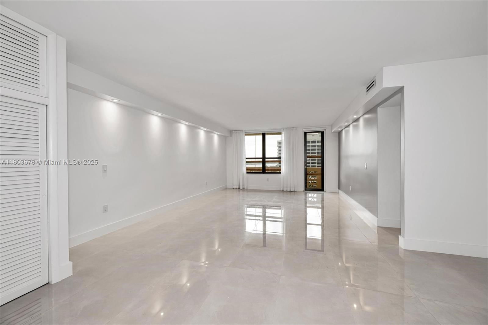 Real estate property located at 10185 Collins Ave #1502, Miami-dade, The Plaza Of Bal Harbour, Bal Harbour, FL