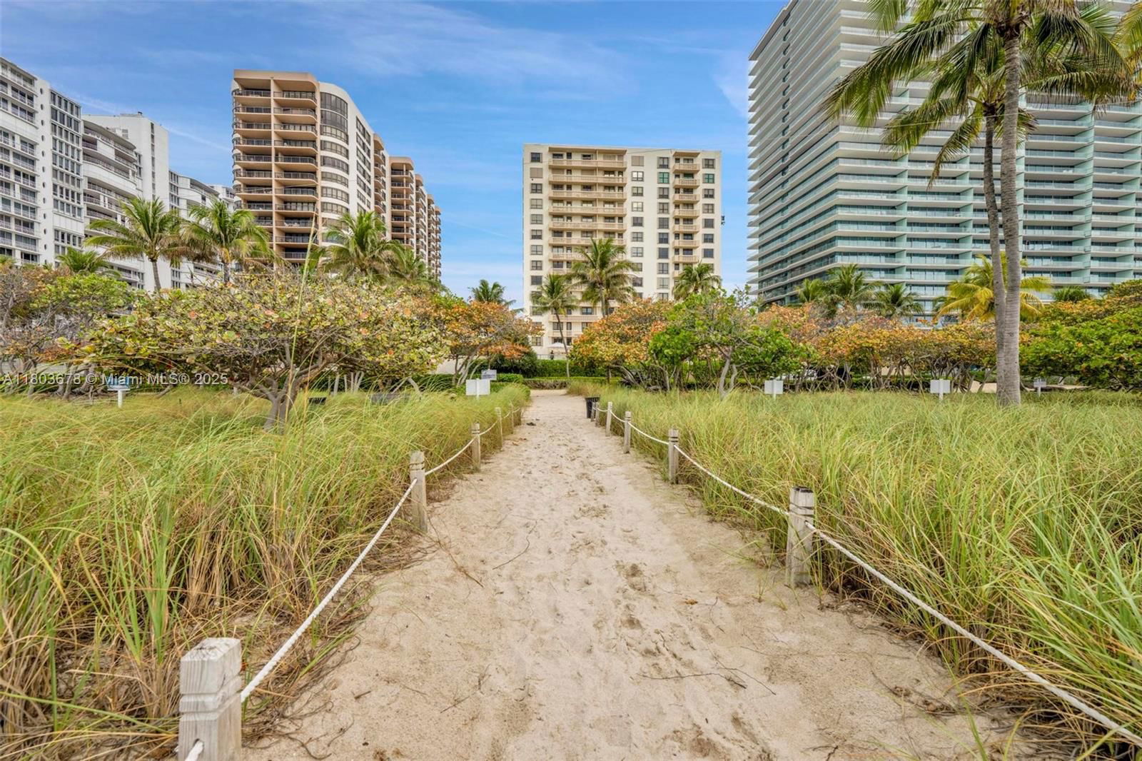 Real estate property located at 10185 Collins Ave #1502, Miami-dade, The Plaza Of Bal Harbour, Bal Harbour, FL