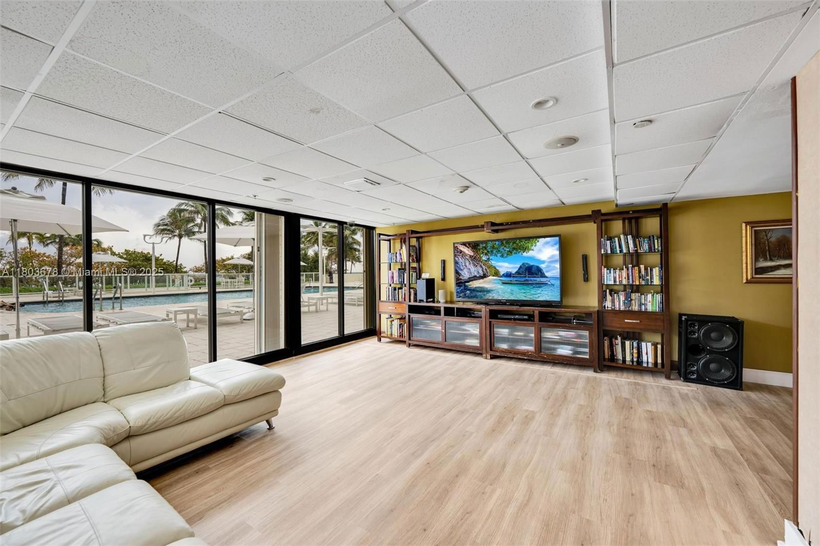 Real estate property located at 10185 Collins Ave #1502, Miami-dade, The Plaza Of Bal Harbour, Bal Harbour, FL
