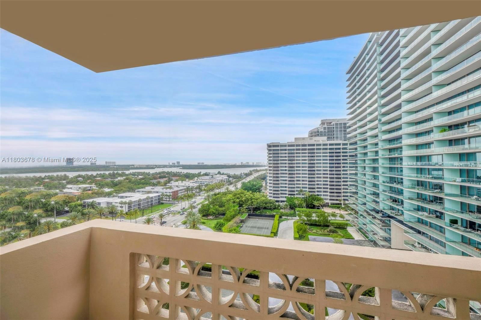 Real estate property located at 10185 Collins Ave #1502, Miami-dade, The Plaza Of Bal Harbour, Bal Harbour, FL