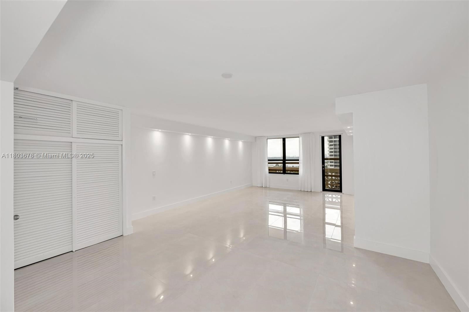 Real estate property located at 10185 Collins Ave #1502, Miami-dade, The Plaza Of Bal Harbour, Bal Harbour, FL