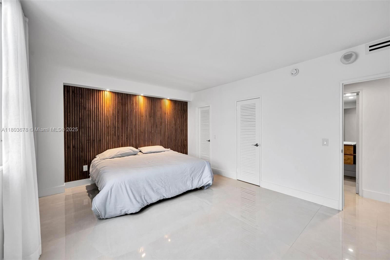Real estate property located at 10185 Collins Ave #1502, Miami-dade, The Plaza Of Bal Harbour, Bal Harbour, FL