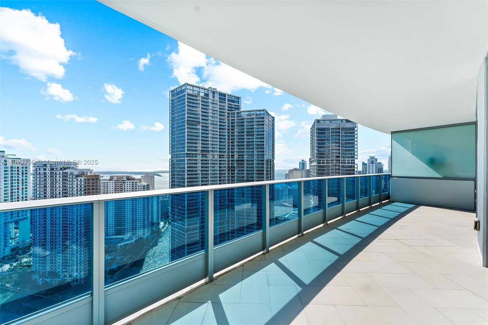 Real estate property located at 200 Biscayne Boulevard Way #4005, Miami-dade, Epic West Condo, Miami, FL