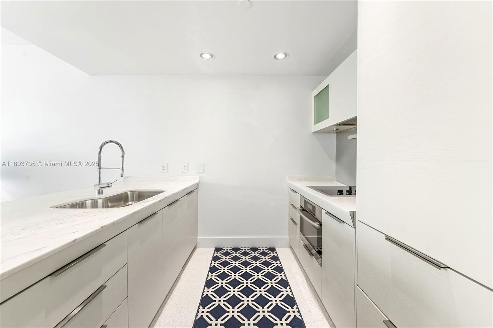 Real estate property located at 200 Biscayne Boulevard Way #4005, Miami-dade, Epic West Condo, Miami, FL
