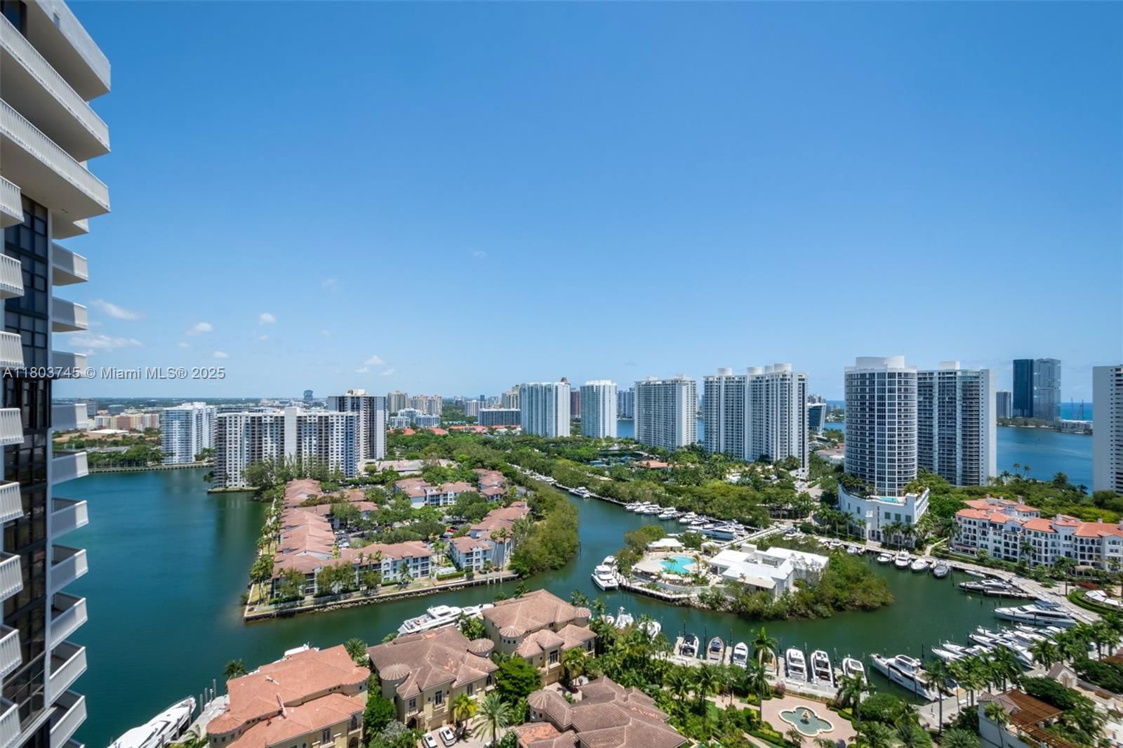 Real estate property located at 1000 Island Blvd #2707, Miami-dade, Williams Island, Aventura, FL