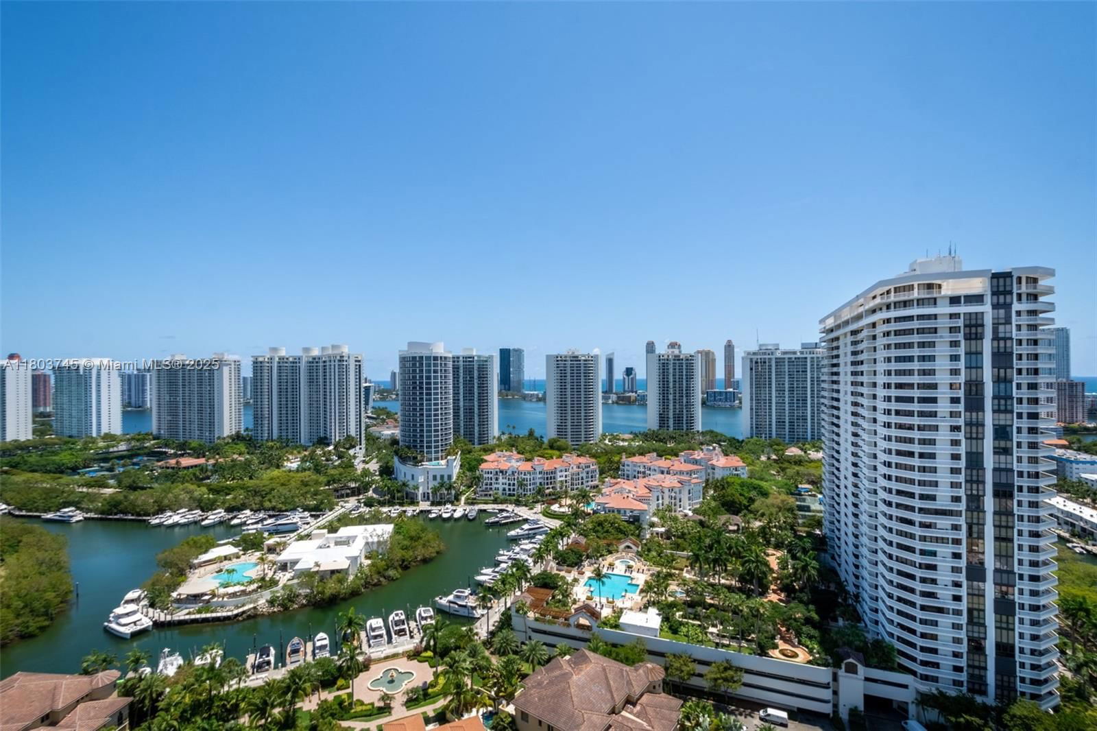 Real estate property located at 1000 Island Blvd #2707, Miami-dade, Williams Island, Aventura, FL