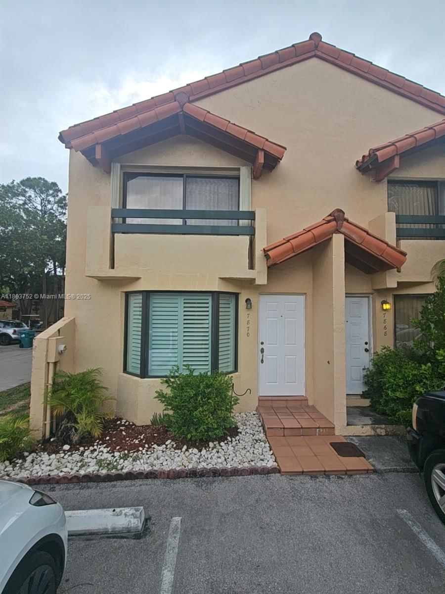 Real estate property located at 7870 102nd Ln, Miami-dade, Dadeland Cove Sec 2, Miami, FL