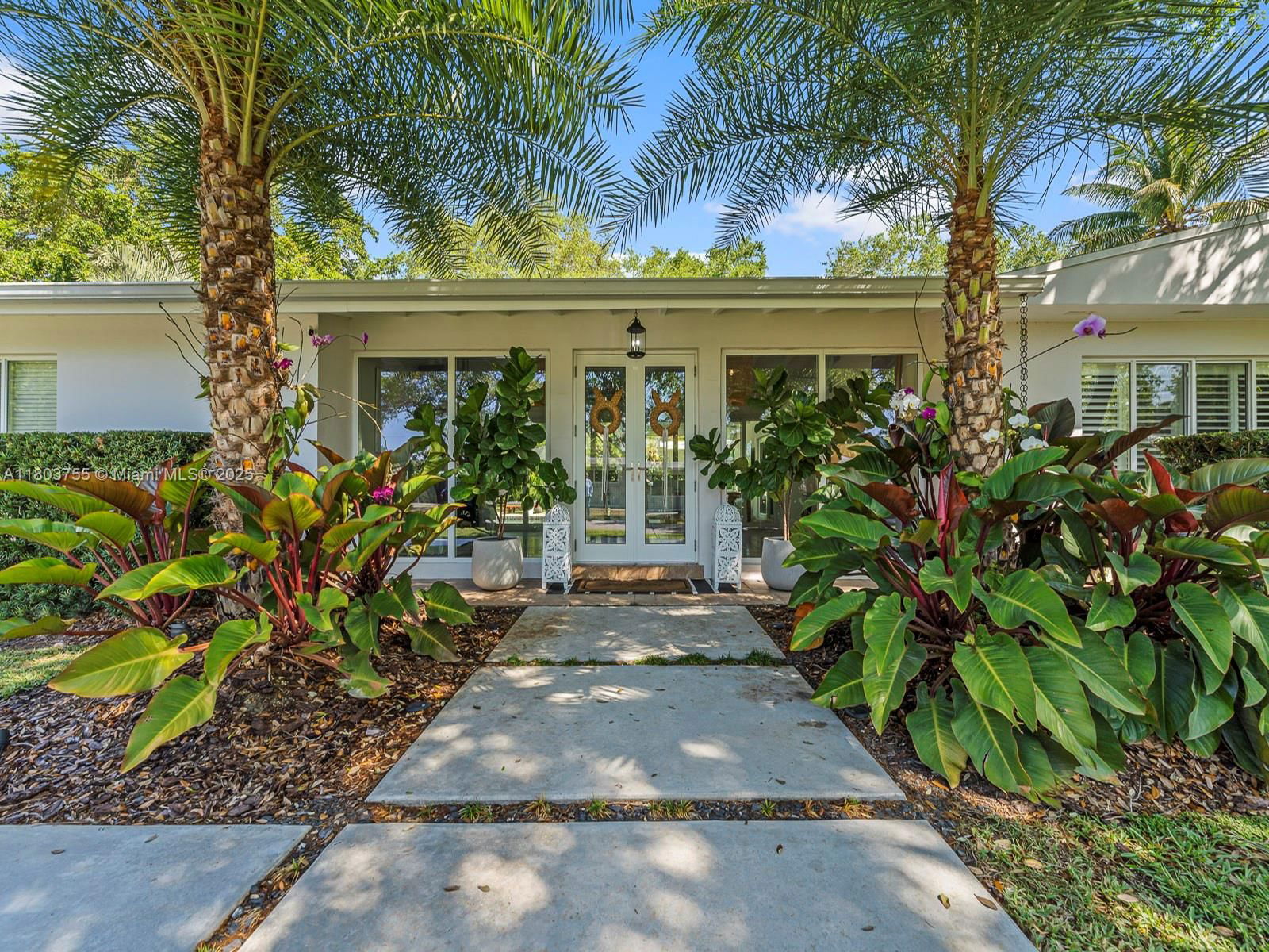 Real estate property located at 7945 98th Ter, Miami-dade, New Woods, Miami, FL