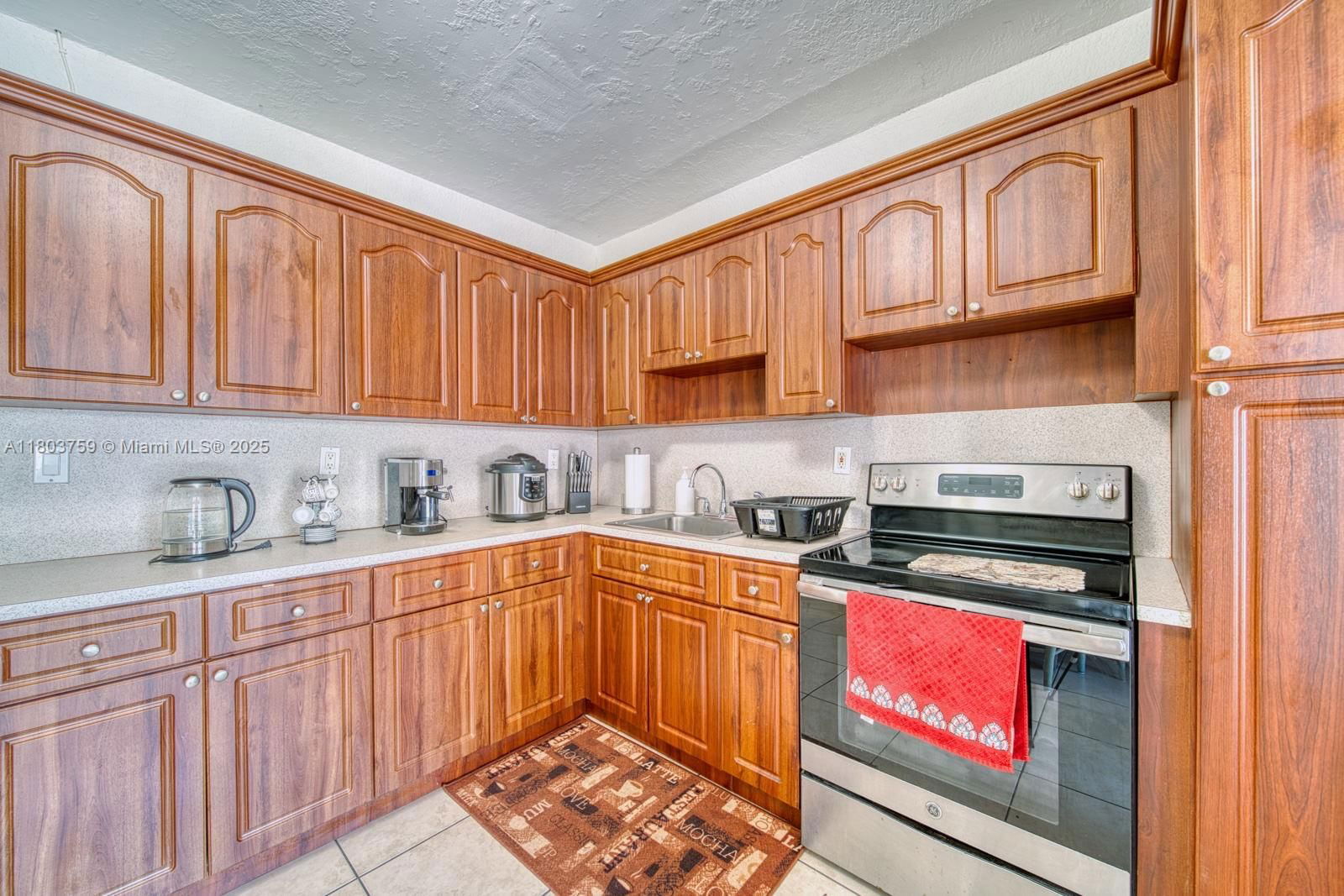 Real estate property located at 3440 87th Ter, Miami-dade, Broadmoor Manor, Miami, FL