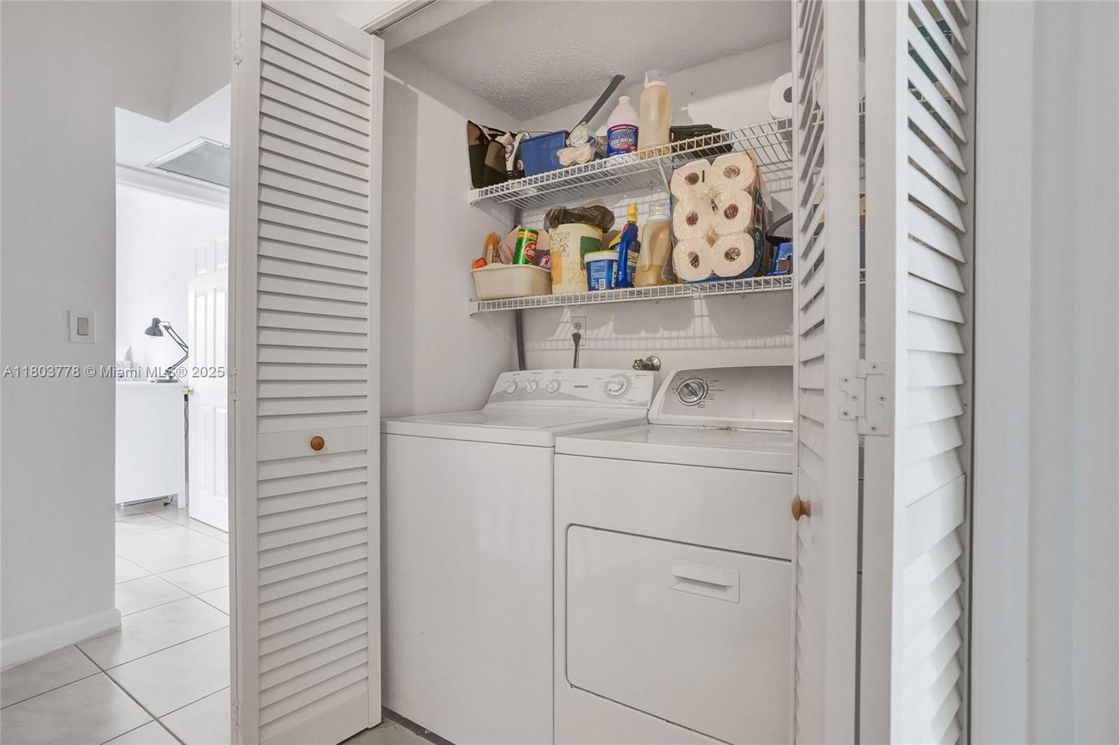 Real estate property located at 16465 26th Ave #18, Miami-dade, Lakeview Townhomes Condo, North Miami Beach, FL