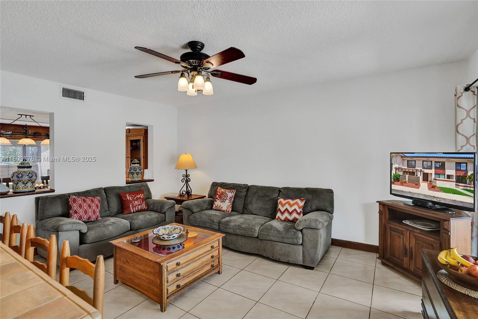 Real estate property located at 16465 26th Ave #18, Miami-dade, Lakeview Townhomes Condo, North Miami Beach, FL