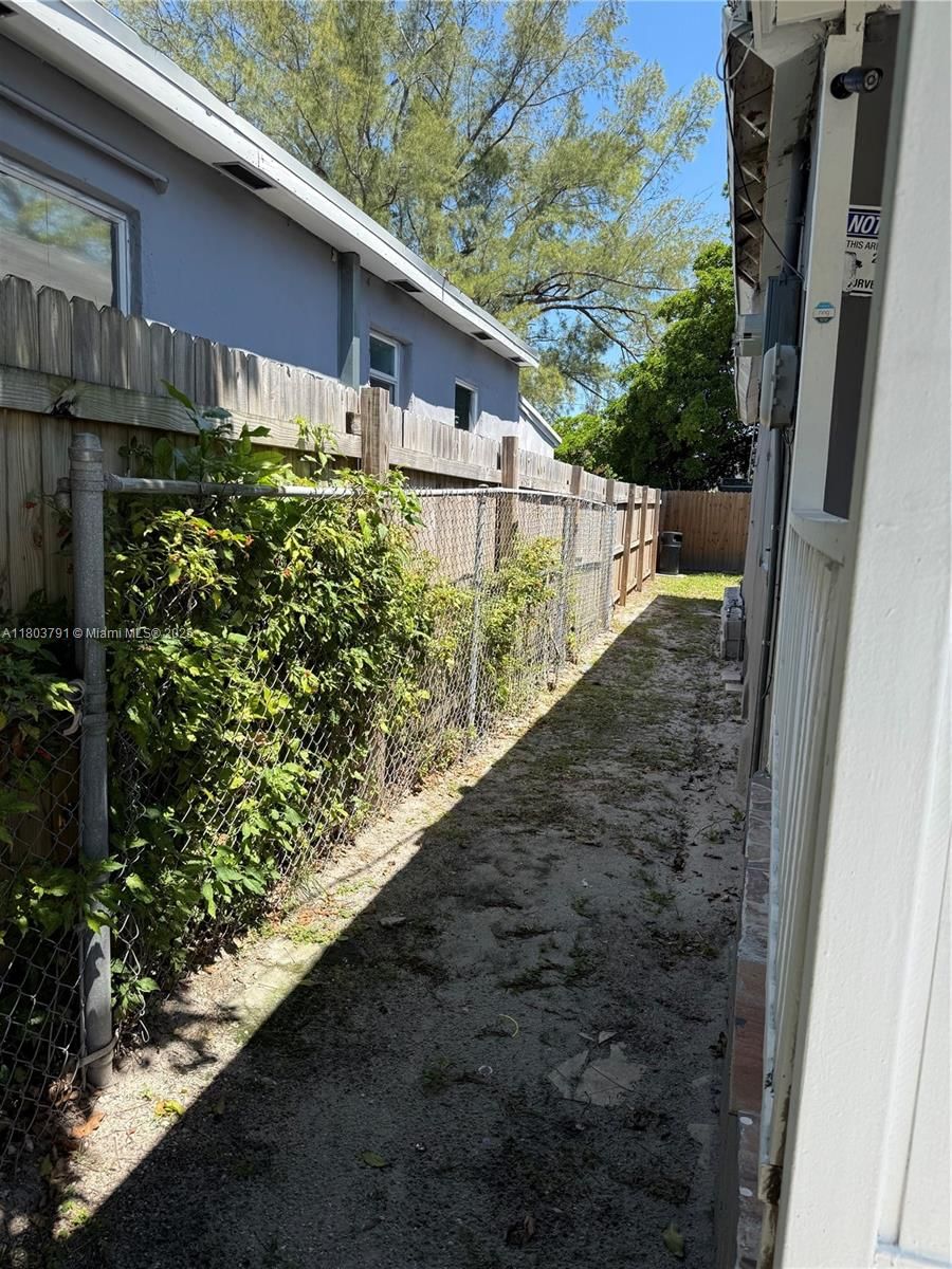 Real estate property located at 1463 70th St, Miami-dade, North Liberty City Amd, Miami, FL