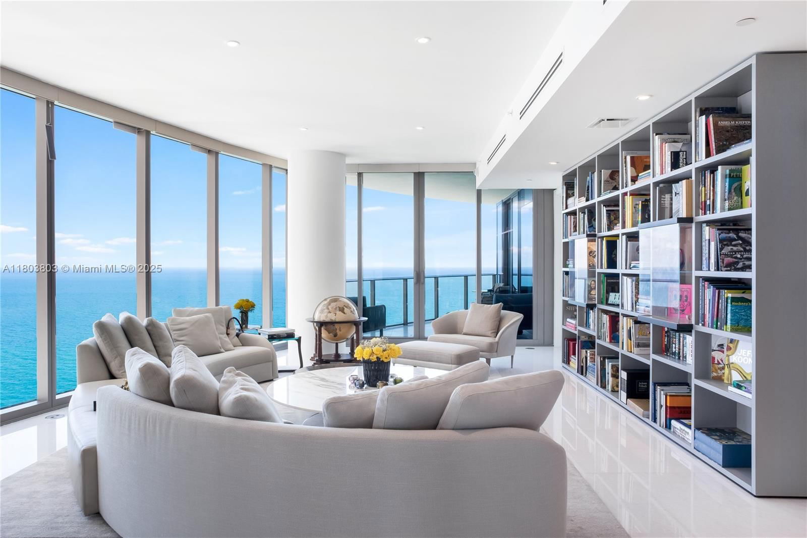 Real estate property located at 15701 Collins Ave #3201, Miami-dade, 15701 Collins Condo, Sunny Isles Beach, FL