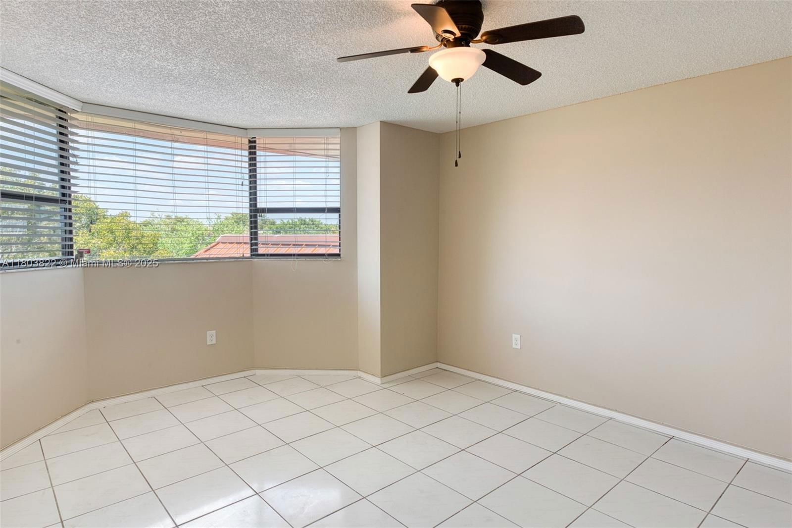 Real estate property located at 7401 16th St #408, Broward, Plantation Forest Condo, Plantation, FL