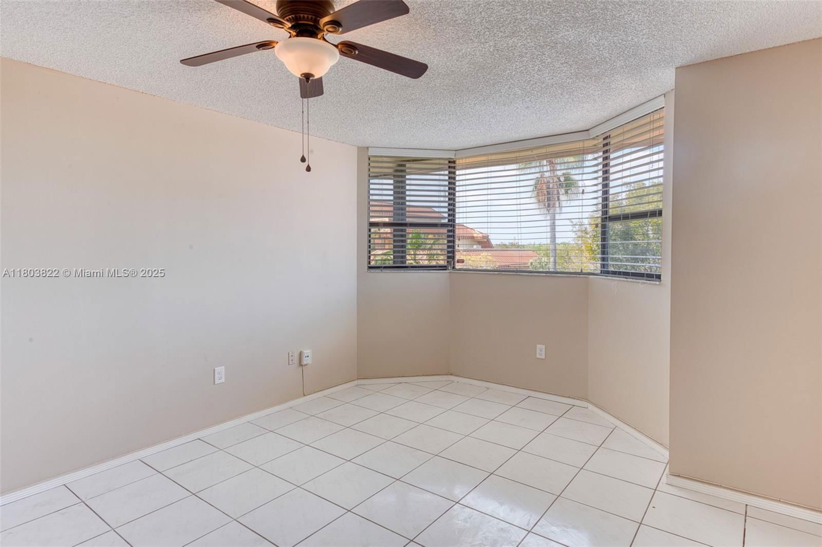 Real estate property located at 7401 16th St #408, Broward, Plantation Forest Condo, Plantation, FL