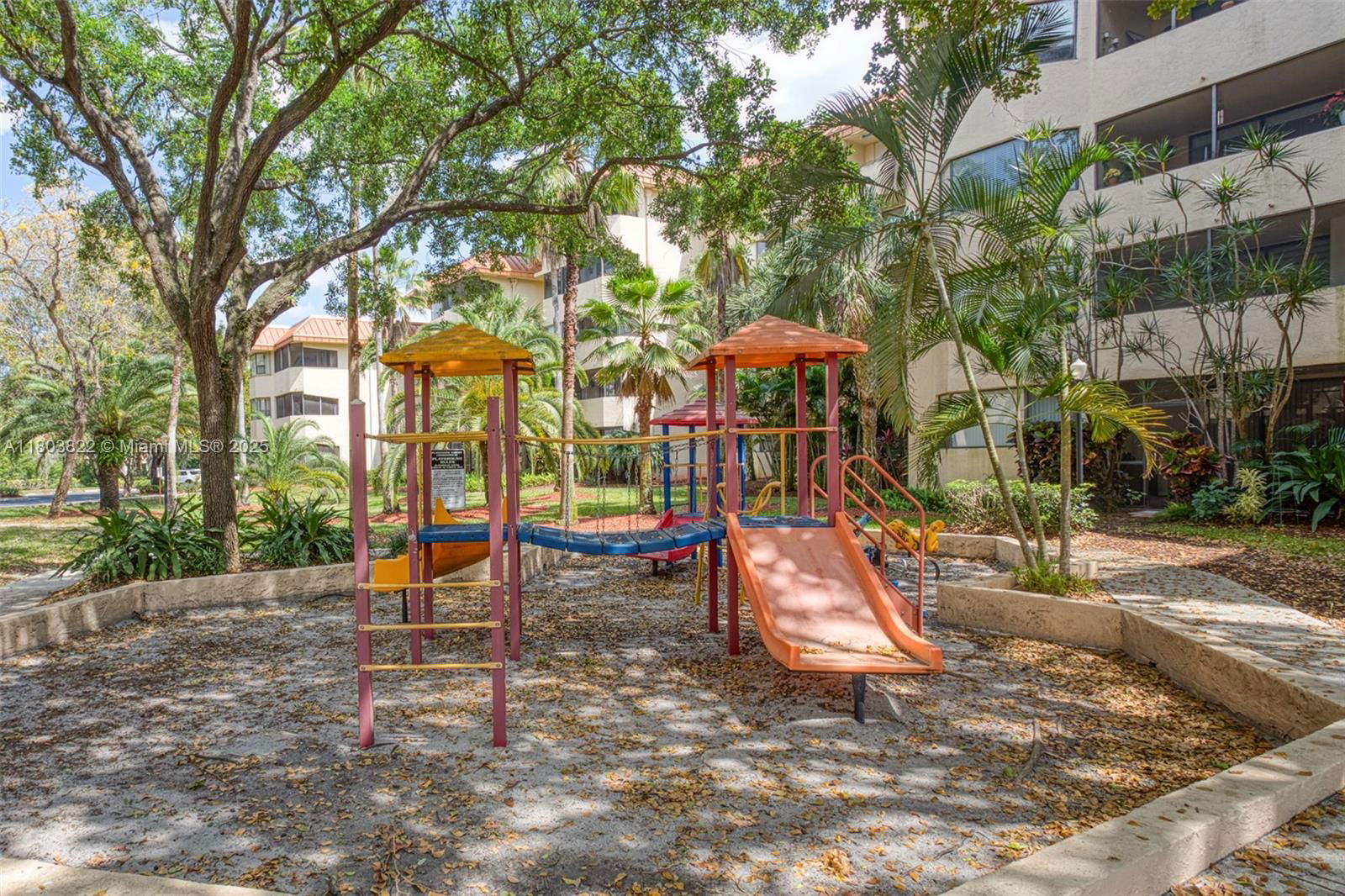 Real estate property located at 7401 16th St #408, Broward, Plantation Forest Condo, Plantation, FL