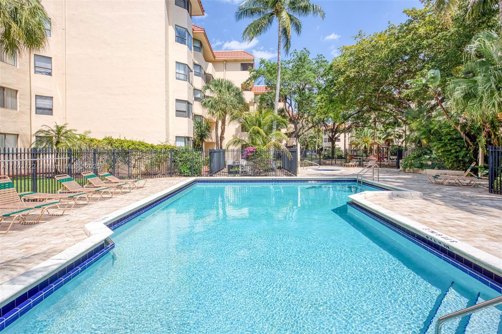 Real estate property located at 7401 16th St #408, Broward, Plantation Forest Condo, Plantation, FL