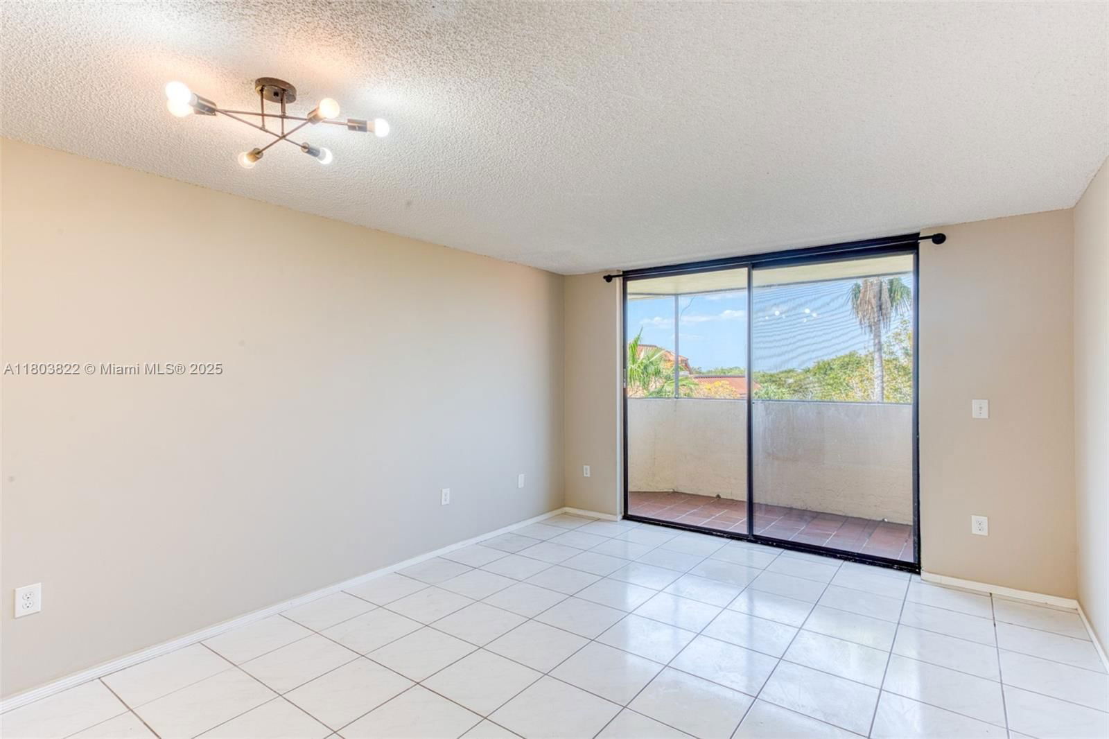 Real estate property located at 7401 16th St #408, Broward, Plantation Forest Condo, Plantation, FL