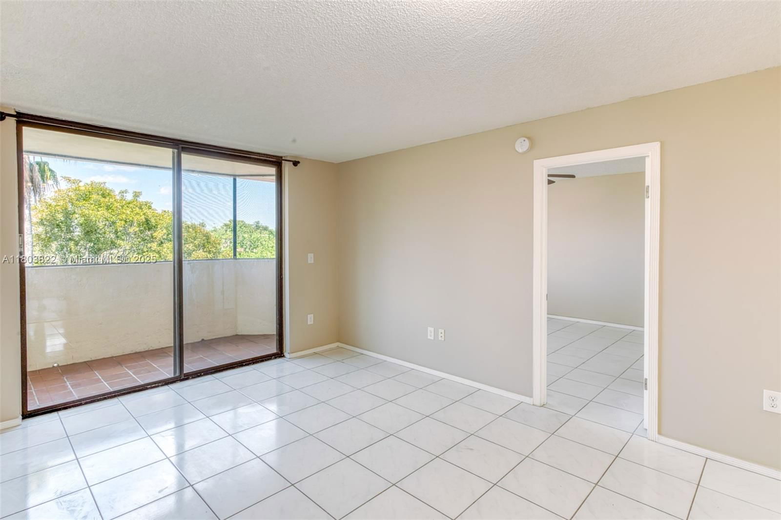 Real estate property located at 7401 16th St #408, Broward, Plantation Forest Condo, Plantation, FL
