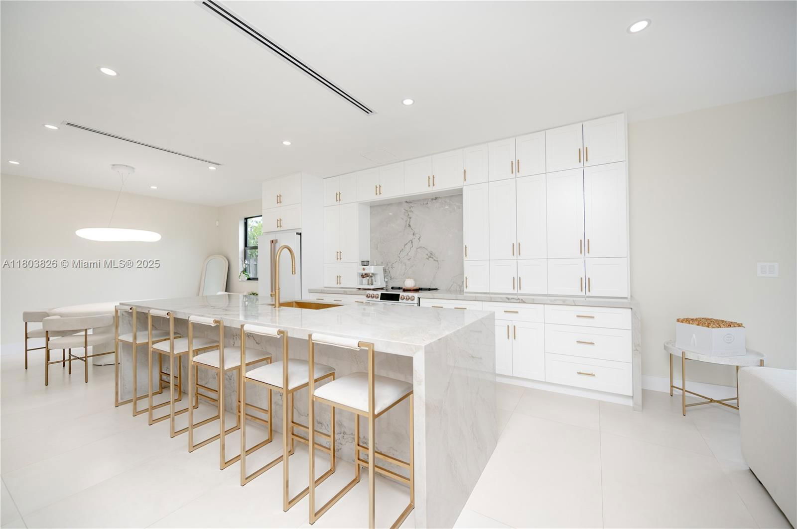 Real estate property located at 15282 173rd Ln, Miami-dade, Venetian Parc West, Miami, FL