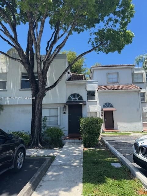 Real estate property located at 4724 97th Ct #87, Miami-dade, The Greens At Doral Condo, Doral, FL