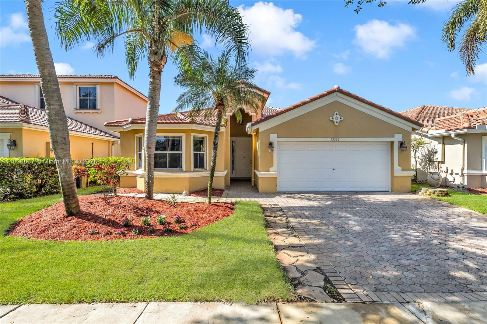 Real estate property located at 13356 27th St, Broward, Pod 8 At Monarch Lakes, Miramar, FL