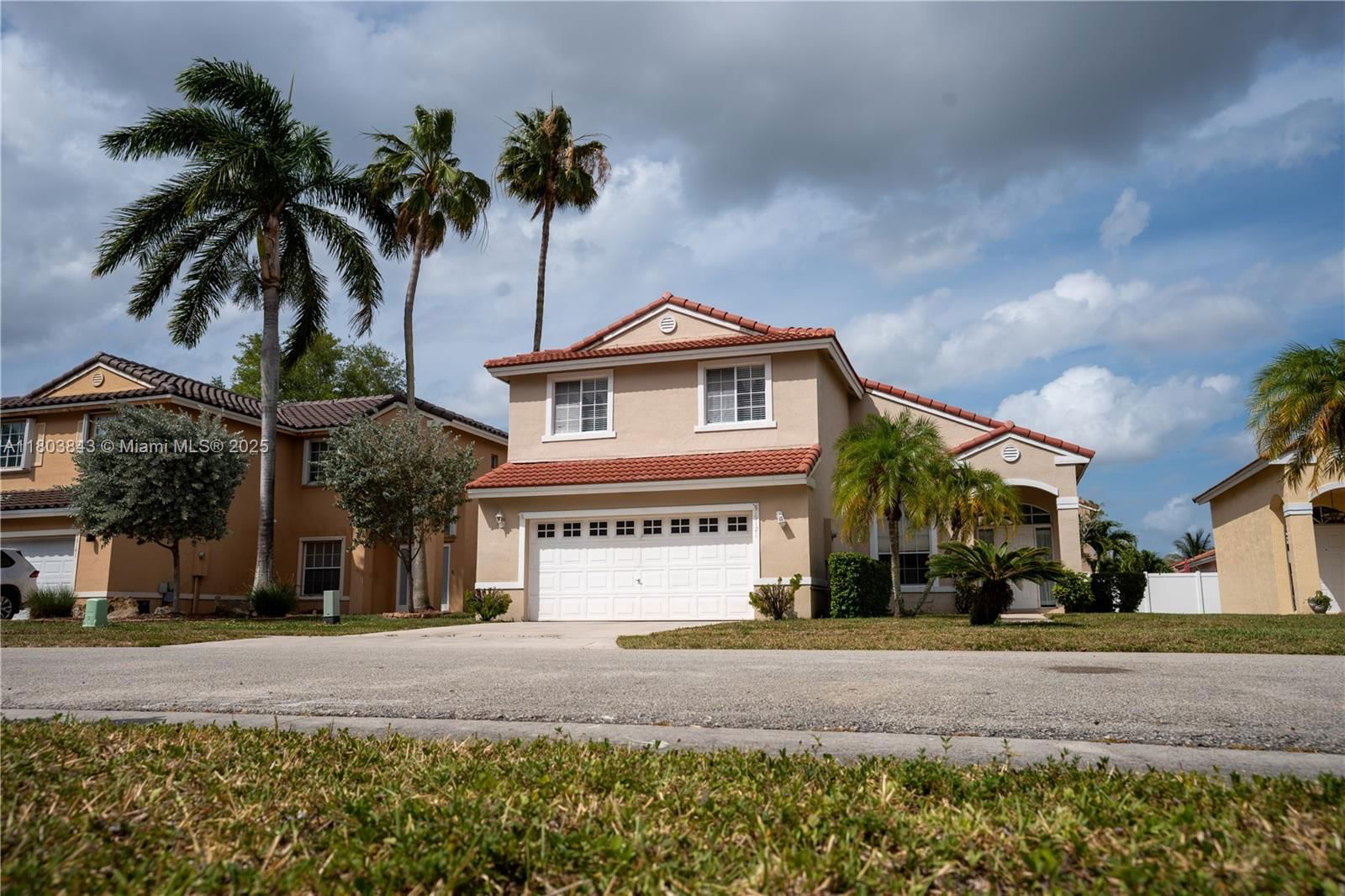 Real estate property located at 19121 12th St, Broward, Chapel Trail Ii, Pembroke Pines, FL
