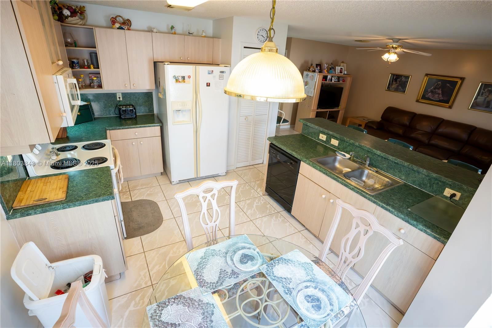 Real estate property located at 19121 12th St, Broward, Chapel Trail Ii, Pembroke Pines, FL