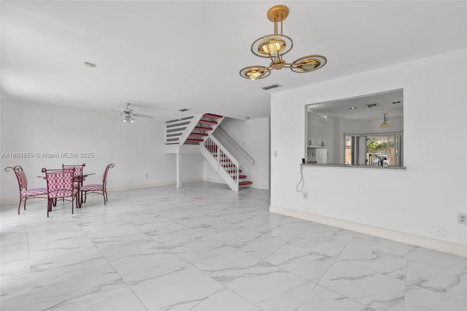 Real estate property located at 10226 52nd Ln, Miami-dade, Doral Greens, Doral, FL