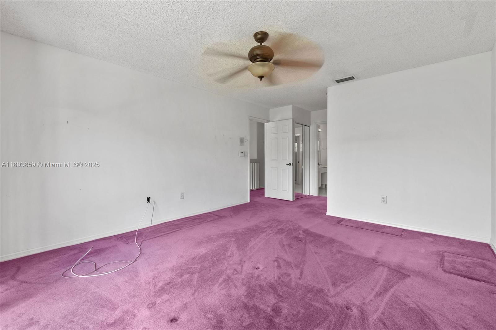 Real estate property located at 10226 52nd Ln, Miami-dade, Doral Greens, Doral, FL