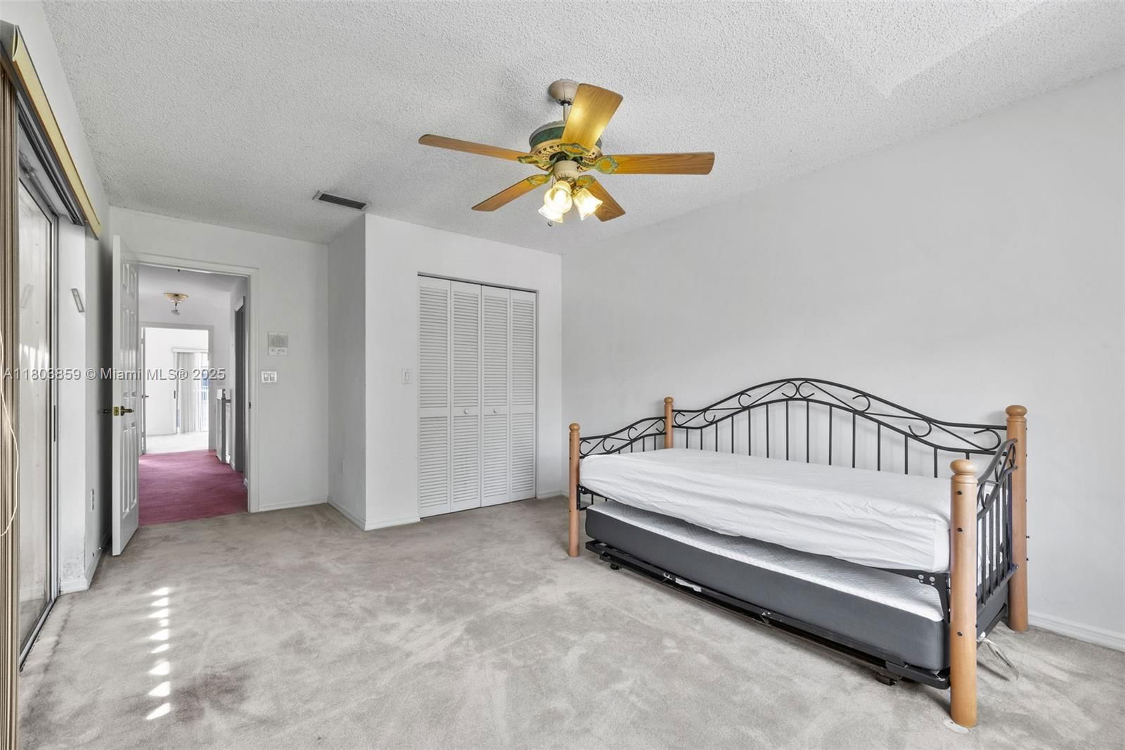 Real estate property located at 10226 52nd Ln, Miami-dade, Doral Greens, Doral, FL