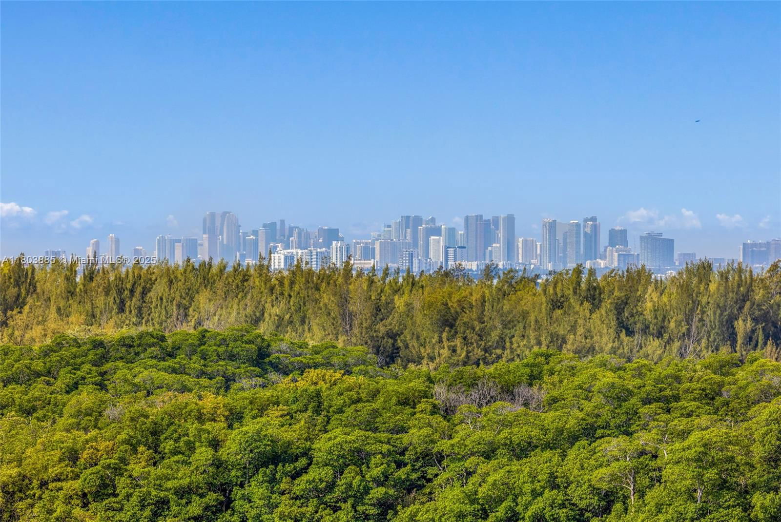 Real estate property located at 400 Kings Point Dr #1021, Miami-dade, Coastal Towers Condo, Sunny Isles Beach, FL