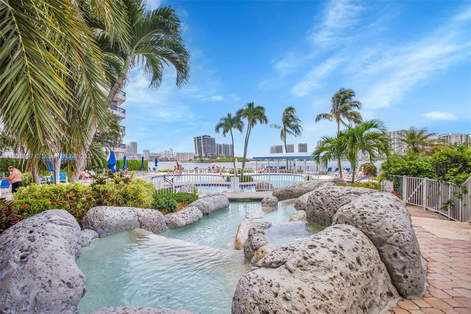 Real estate property located at 3530 Mystic Pointe Dr #214, Miami-dade, Mystic Pointe Tower 500 C, Aventura, FL